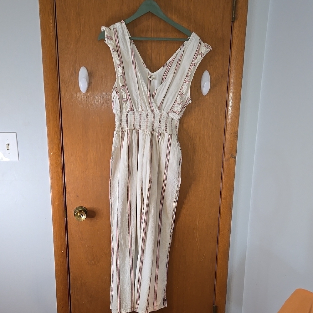 Billabong Brand, Striped Sleeveless jump suit size L.